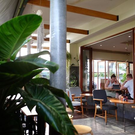 Bed and breakfast Just Fine Krabi town Extérieur photo